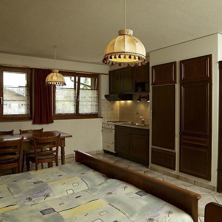 Courcelon Hotel-Gite Rural A 3 Km De Delemont المظهر الخارجي الصورة