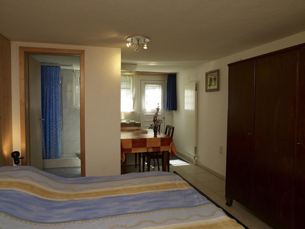 Courcelon Hotel-Gite Rural A 3 Km De Delemont المظهر الخارجي الصورة