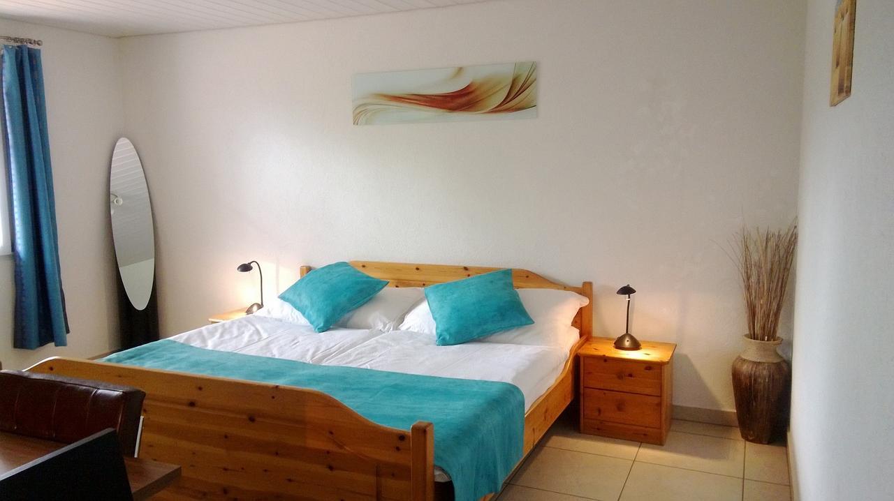 Courcelon Hotel-Gite Rural A 3 Km De Delemont المظهر الخارجي الصورة